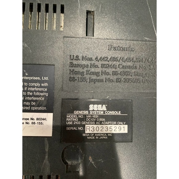 Sega Genesis Console Model 2 MK-1631 - Picture 9 of 16